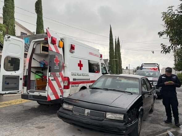 HIERE A MACHETAZOS A MUJER Y ADOLESCENTE