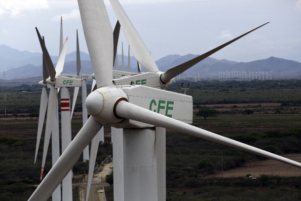 Adjudica la CFE 27% de proyectos a eólicos