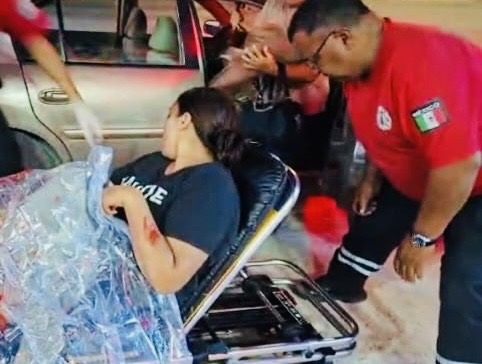 ¡Nace en la Carretera 30!: cigüeña no pudo esperar