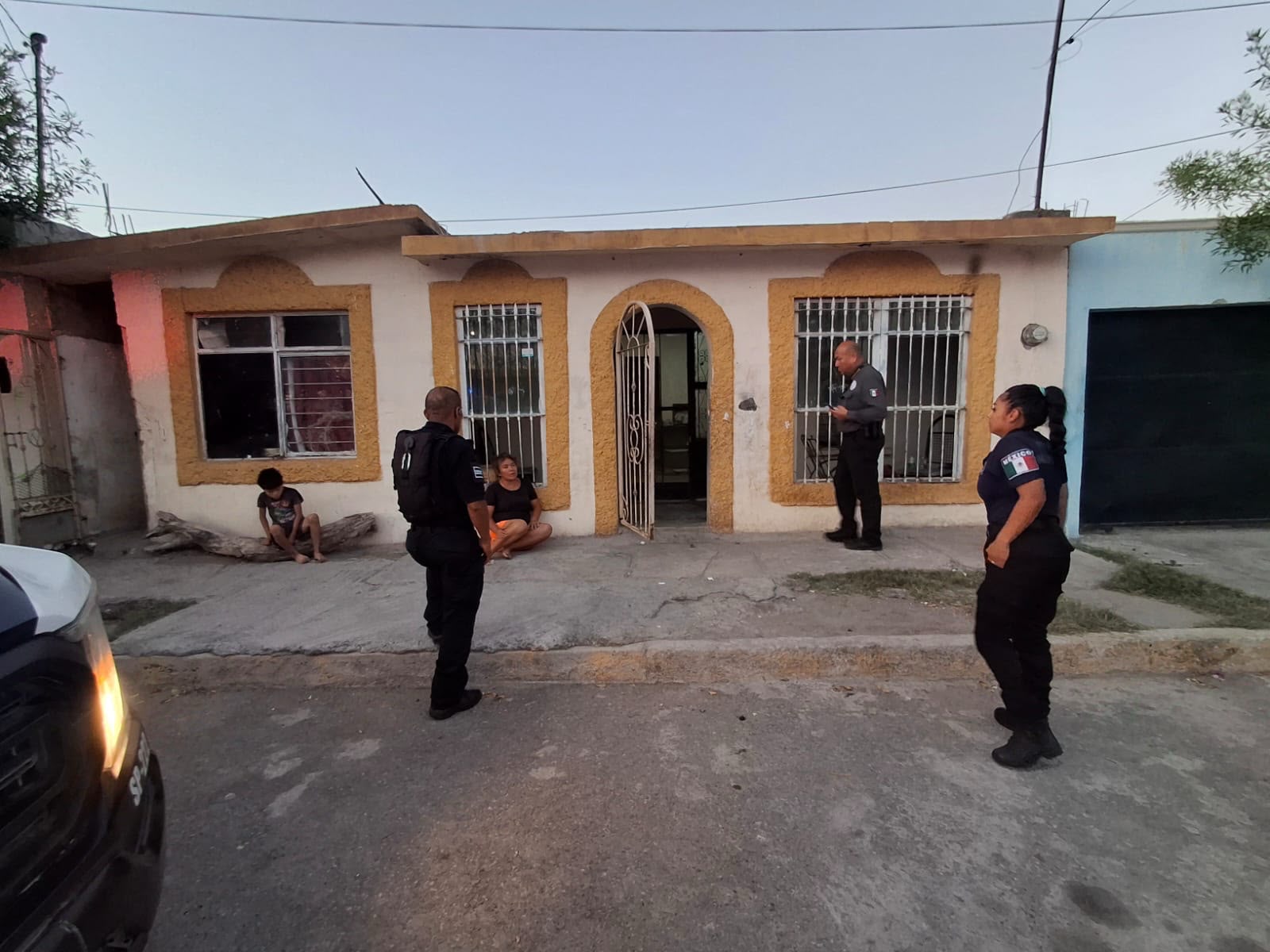 Escapa monclovense de problemas por puerta falsa