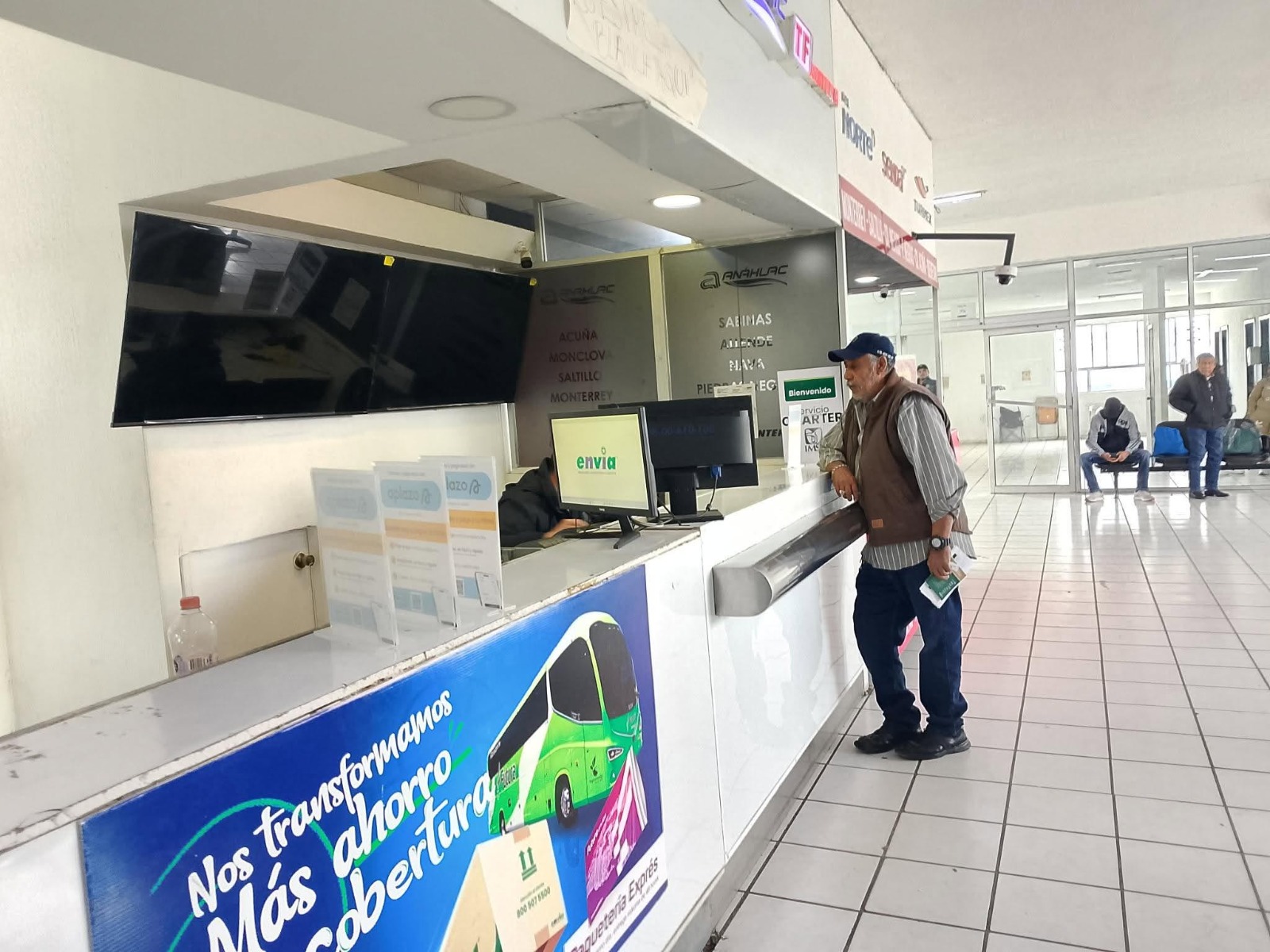 Retrasan lluvias viajes de Rosita a la frontera