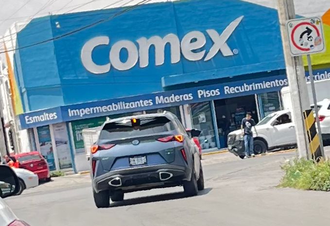Agreden Montachoques a una mujer mayor por evidenciarlos