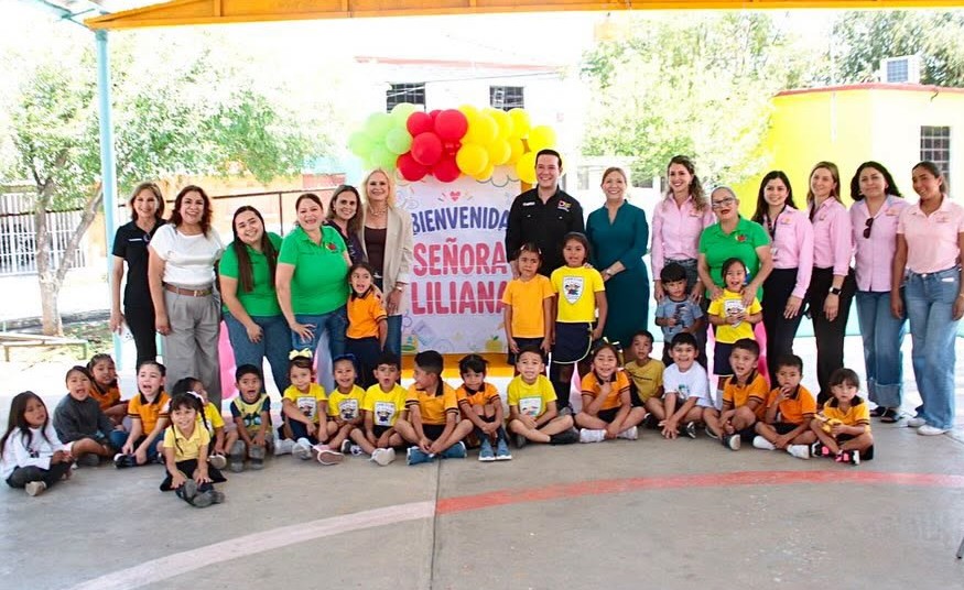 Equipan comedor escolar en Jardín de Niños en Múzquiz