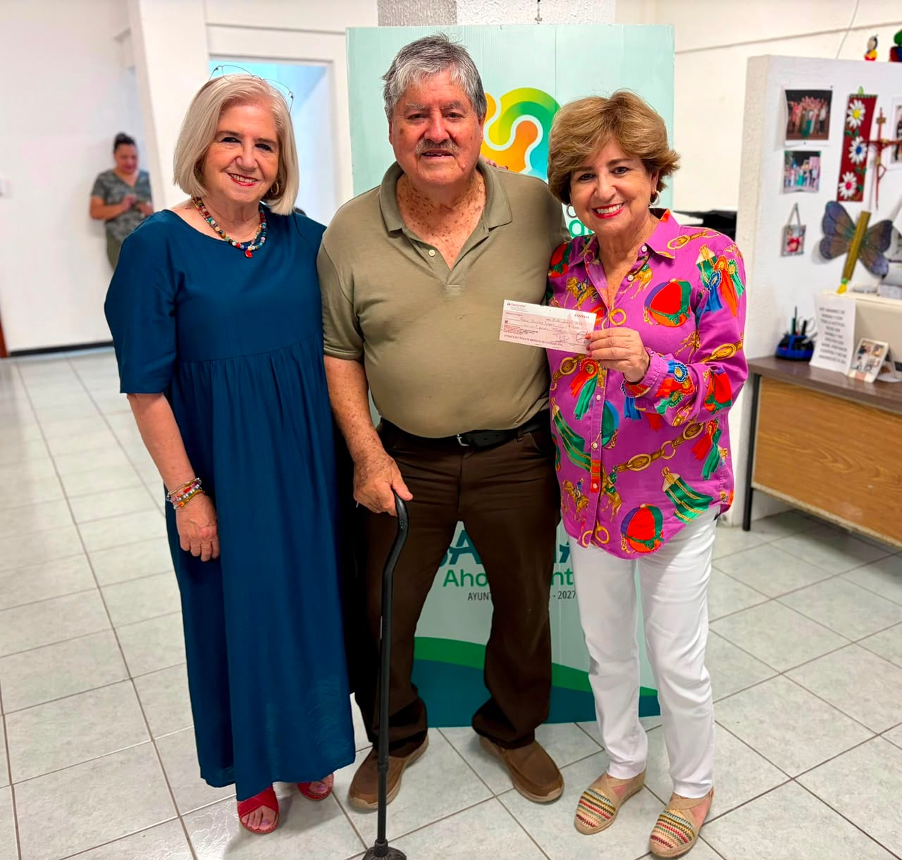 Entrega DIF apoyos a pacientes con cáncer