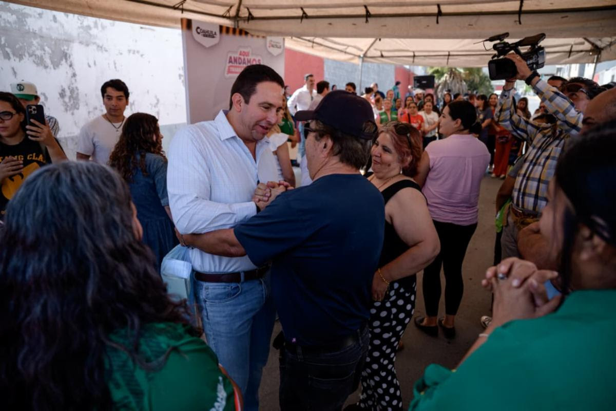 Entrega Javier Díaz obra a los vecinos de Nuevo Mirasierra