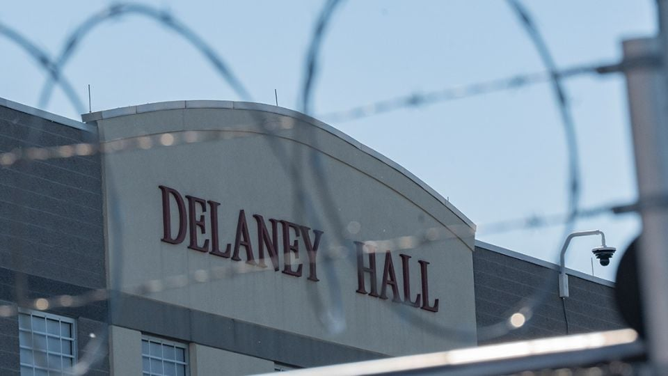 Migrantes detenidos en Nueva Jersey ponen fin a su huelga de hambre ante temor de represalias