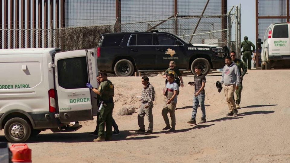 Tribunal de apelaciones da luz verde a Trump para reanudar las deportaciones masivas en todo EU