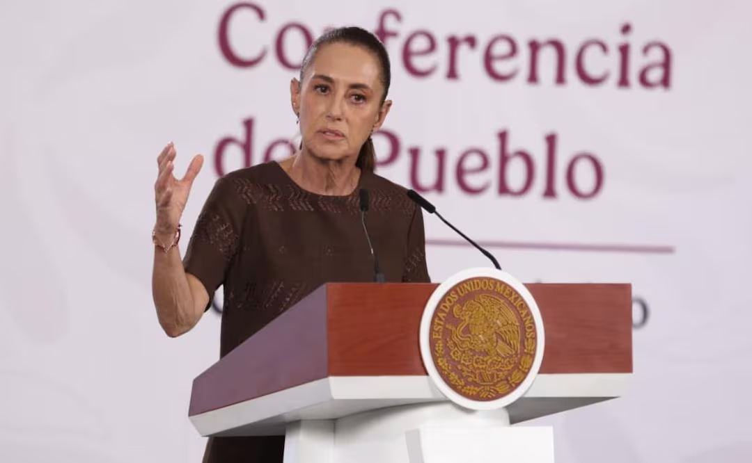 Exmilitar mexicano ligado a caso Ayotzinapa fue detenido en redada de ICE y no por solicitud de México, confirma Sheinbaum