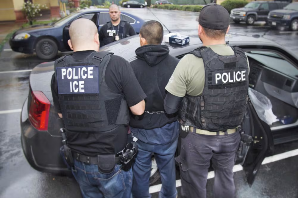 ICE dejará de informar sobre muert*s de detenidos liberados recientemente; una medida “de sentido común”: Seguridad Nacional