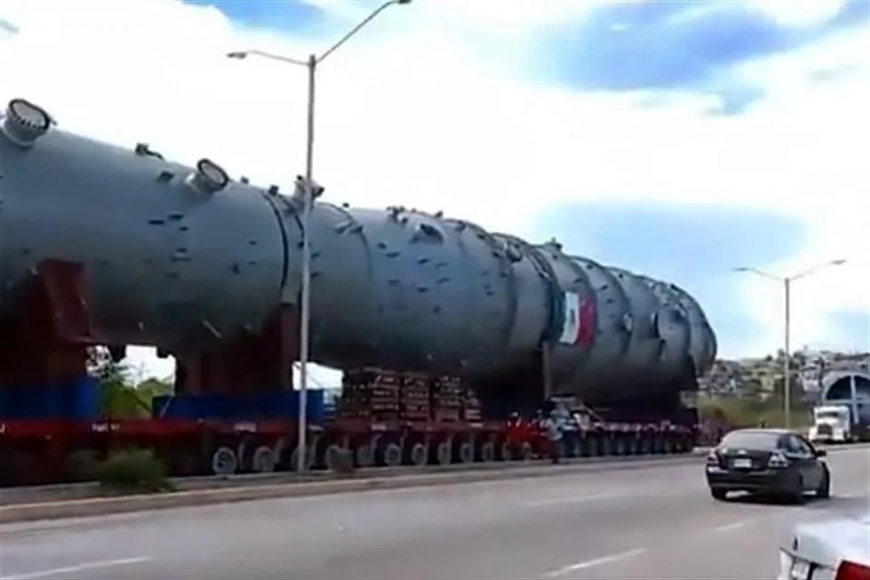 Arriba a Sinaloa equipo para planta de amoniaco