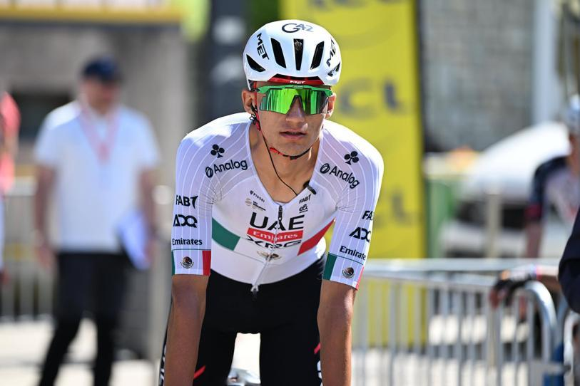 ¡Otro podio! Isaac del Toro gana la etapa 7 del Tour Auvergne Rhone-Alpes 2026