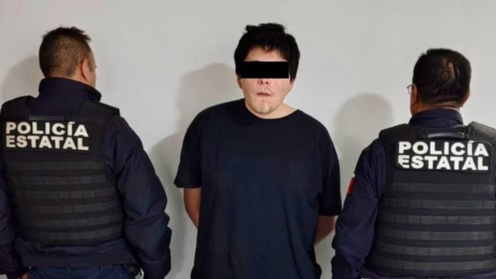 Hombre mat4 a su hermana de 14 años a puñal4das y deja grave a su madre en Naucalpan, lo acusan de consumir dr0gas