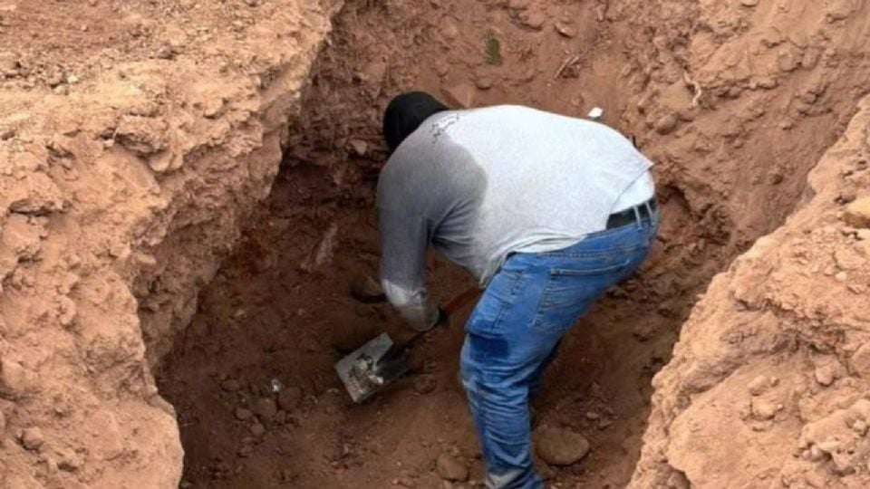 Encuentran los r3stos de tres hombres en dos fosas en Concordia, Sinaloa