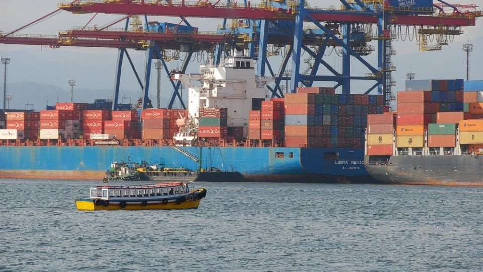 EU acusa a Brasil de prácticas comerciales «irrazonables»: propone arancel del 25%