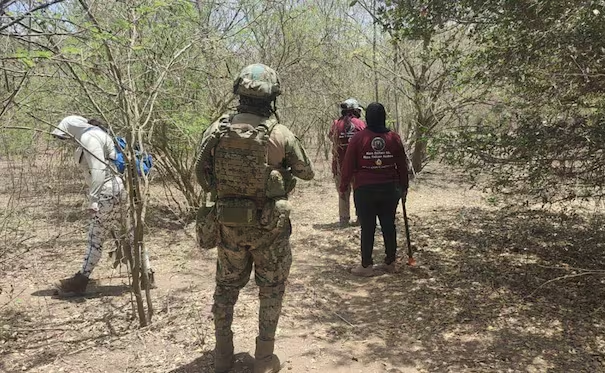 FGR busca identificar cu3rpos hallados en pozo de agua en Mazatlán; investiga posible vínculo con desaparición de dos mujeres en 2025