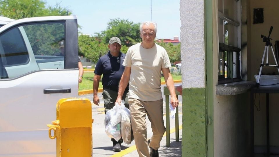 Queda libre exdirector de Pemex, Víctor Rodríguez