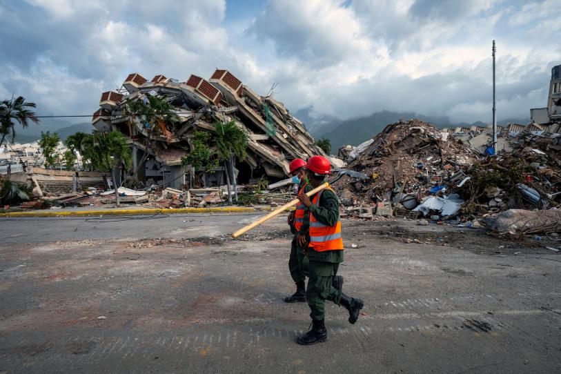Crece el saldo de la tragedia en Venezuela; 2.595 muertos