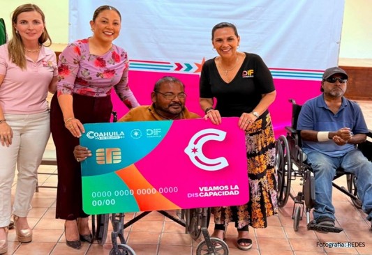 En Jiménez, DIF de Coahuila entrega apoyos