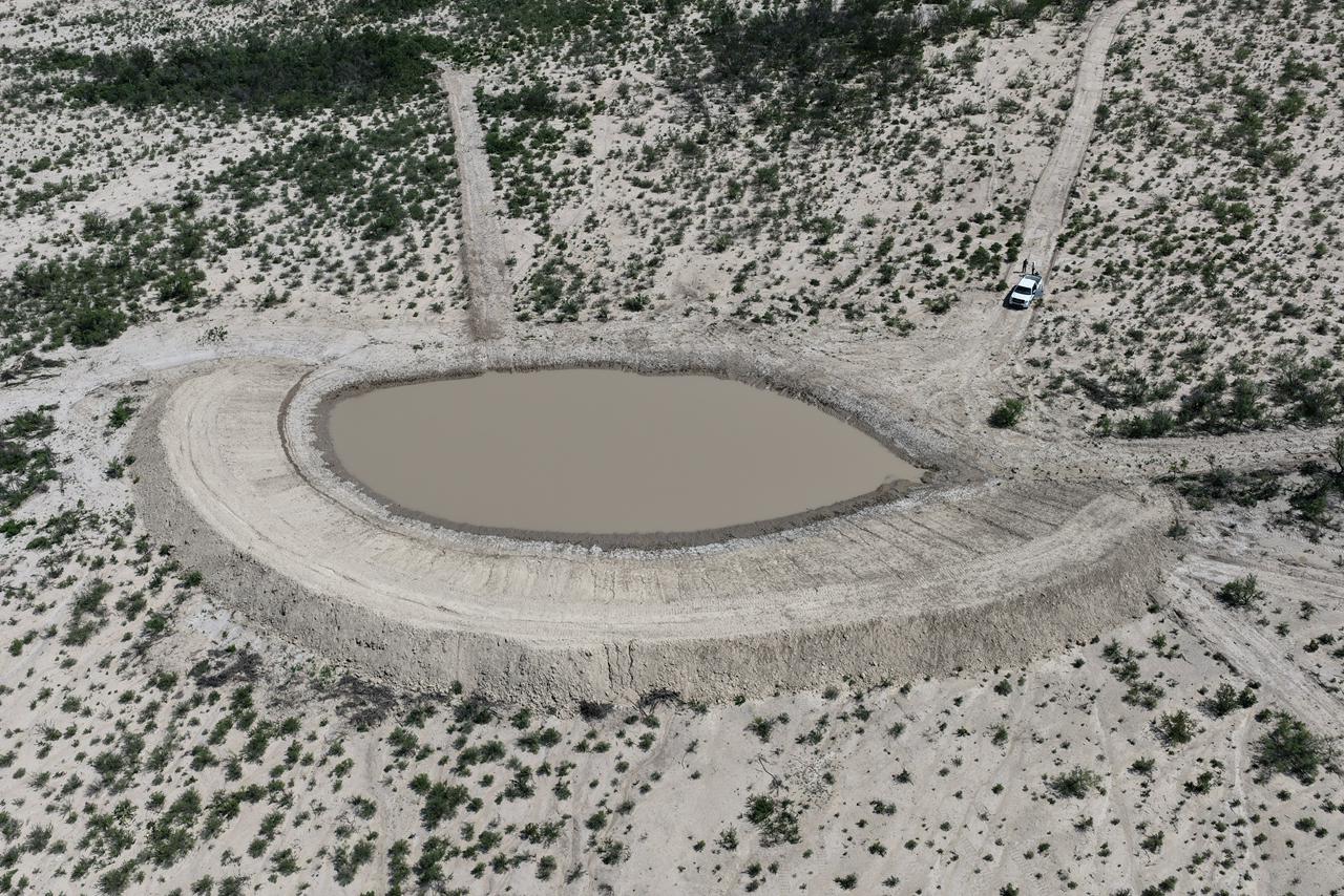ENTREGAN OBRAS DE INFRAESTRUCTURA HIDRÁULICA Y VIAL EN EL EJIDO PUENTE NEGRO