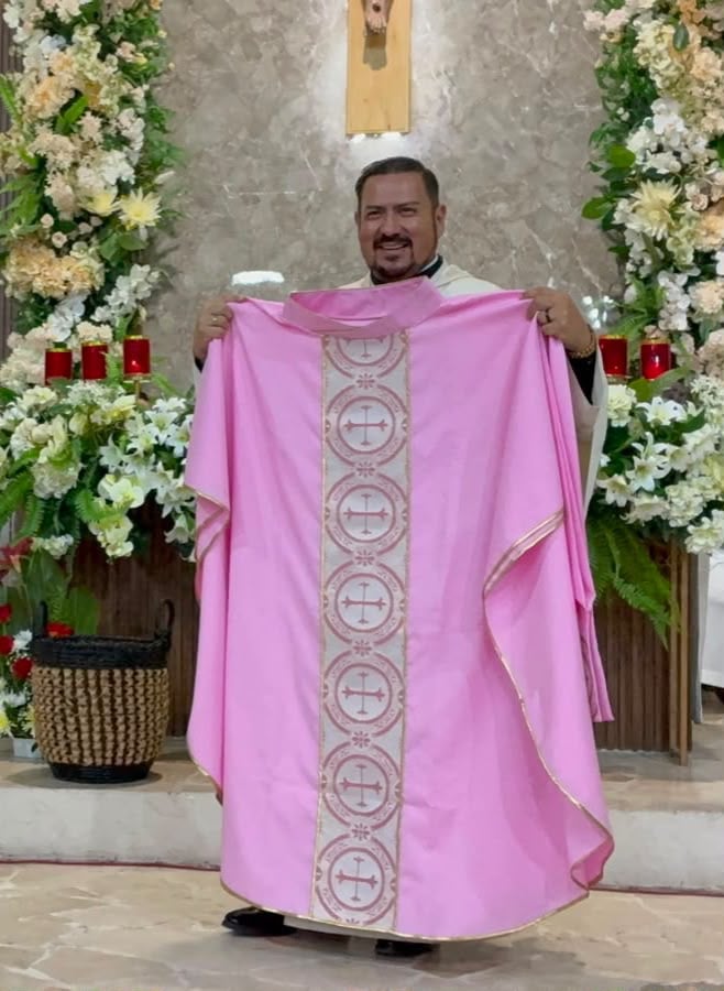 Agradece Padre Christian 16 años de servicio a Dios