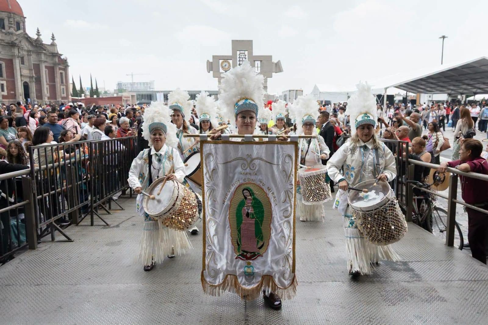 Católicos de Monclova acuden a peregrinación a Basílica de Guadalupe