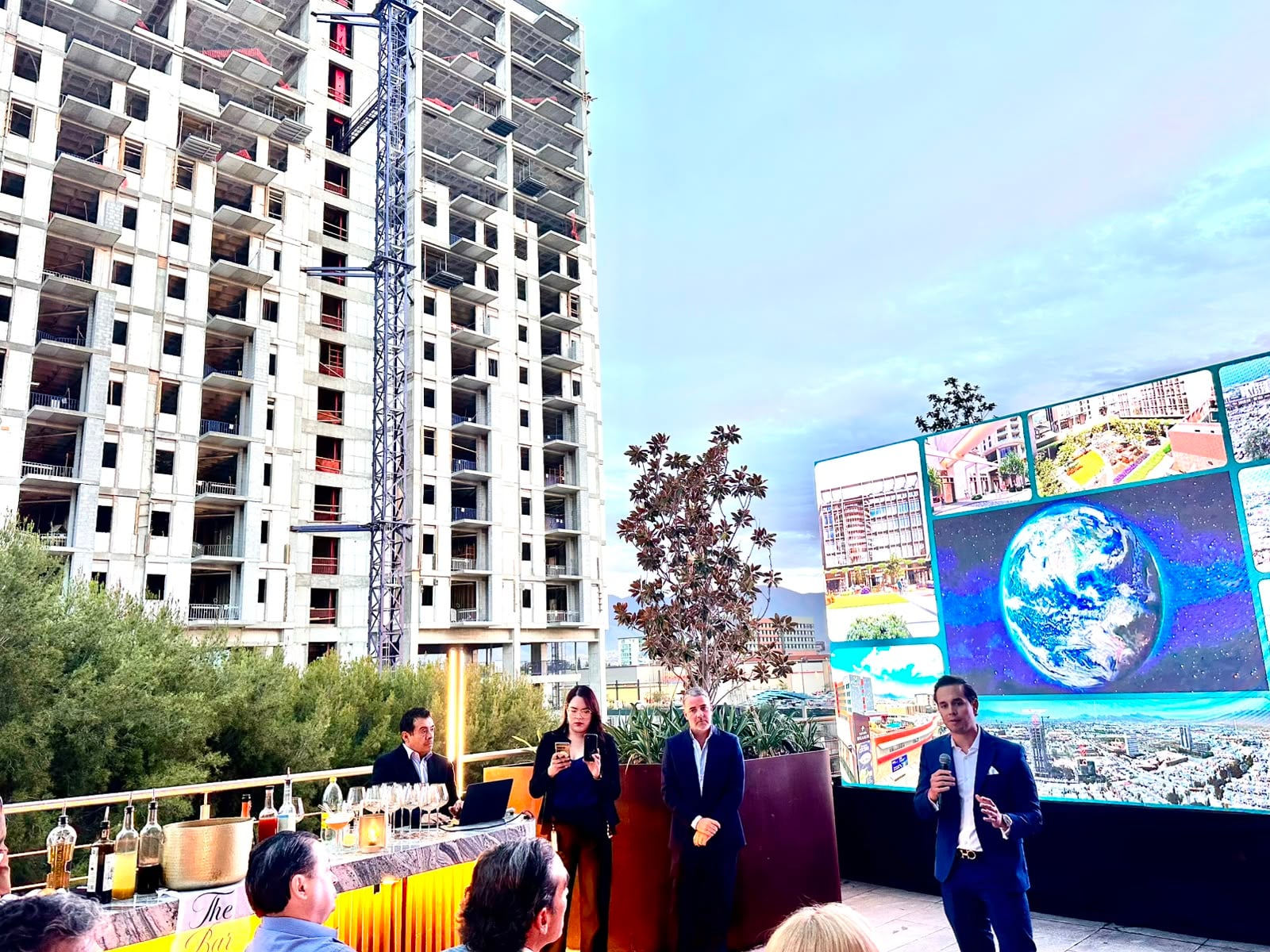 APUESTA SALTILLO POR CRECIMIENTO VERTICAL
