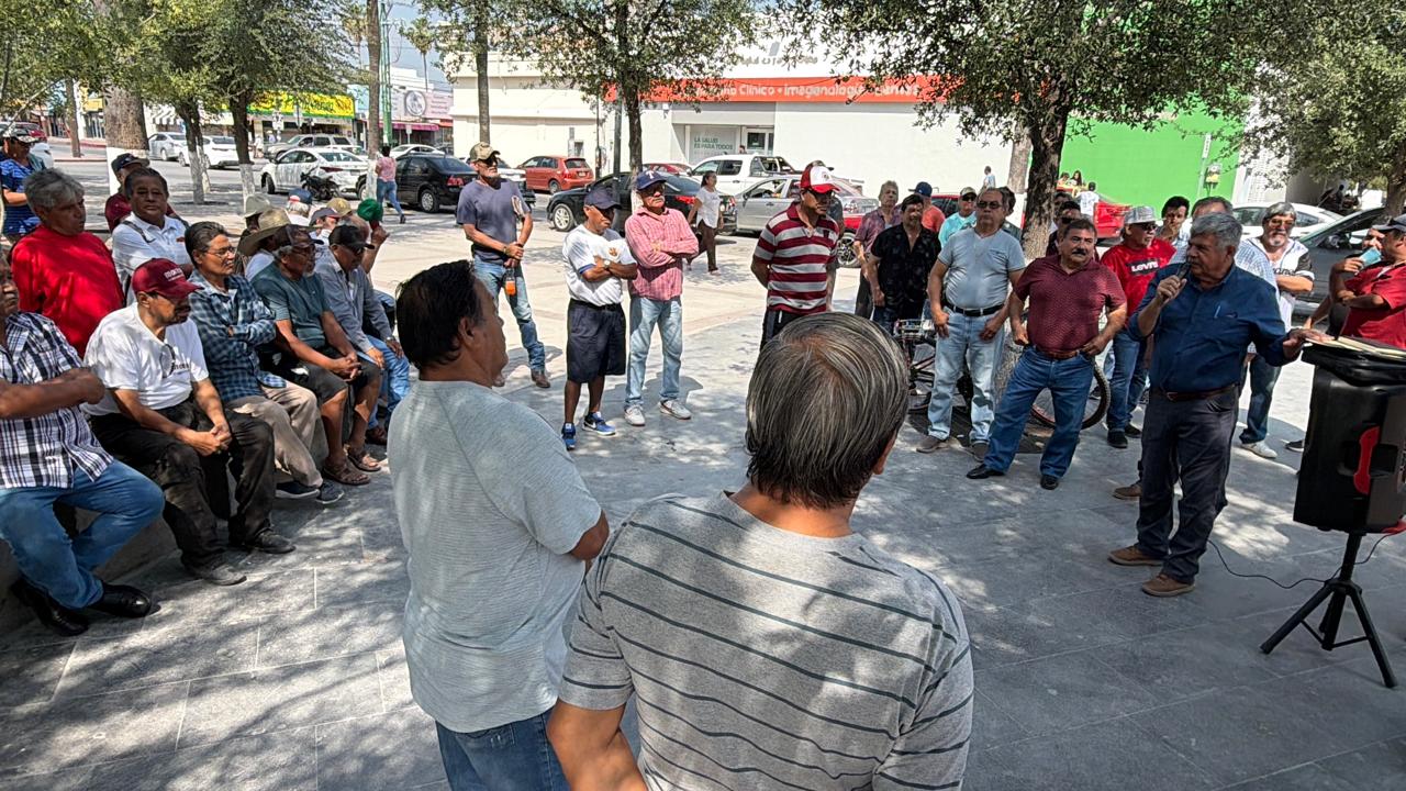Dan obreros plazo de 15 días para publicar subasta