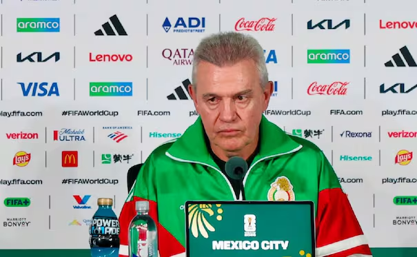 Javier Aguirre, molesto con el cambio de horario del México vs Inglaterra: «Es una patada en el estómago»