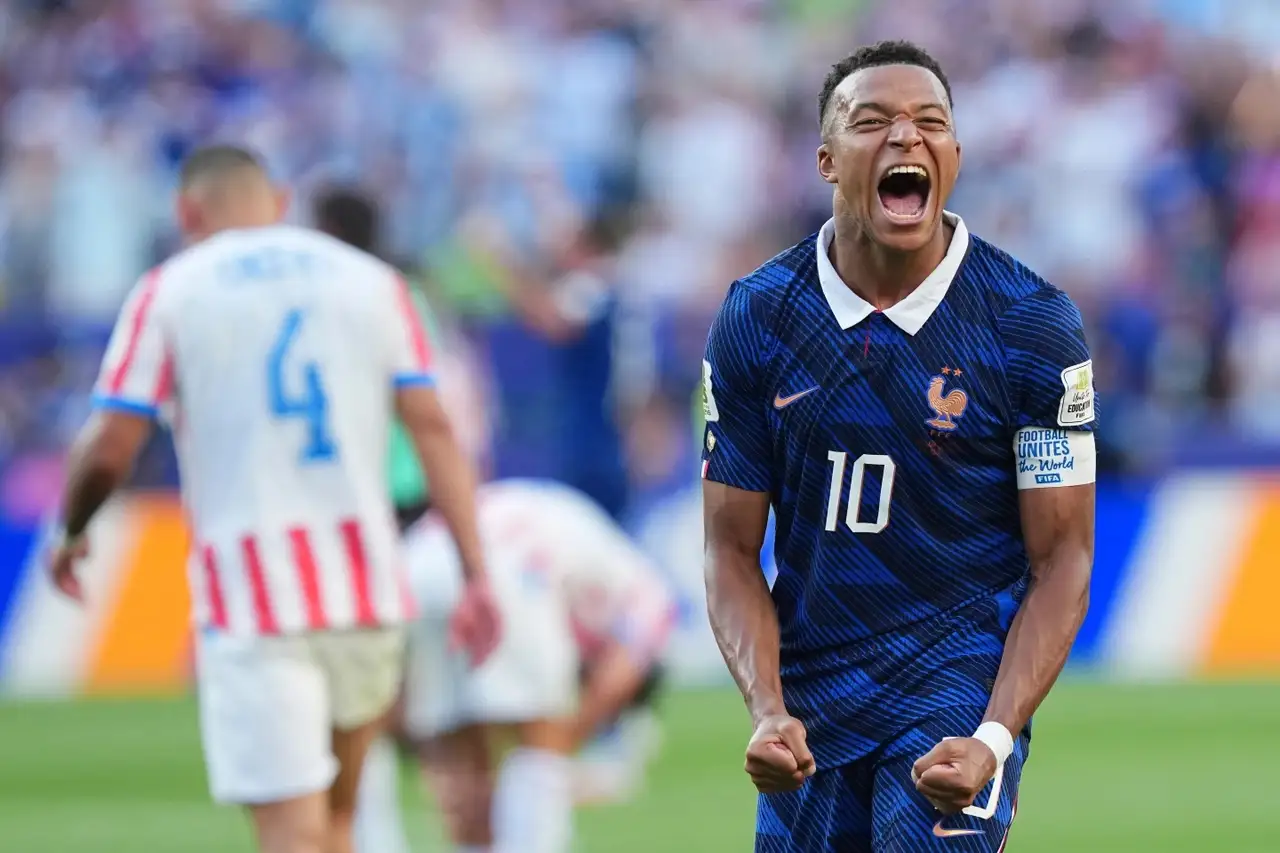 Mbappé responde a comentarios racistas de la senadora paraguaya Celeste Amarilla