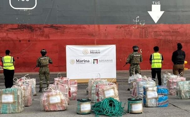 Decomisan una tonelada de c*caína en buque Wan Hai A20 que llegó Michoacán; mercante es ligado al CJNG