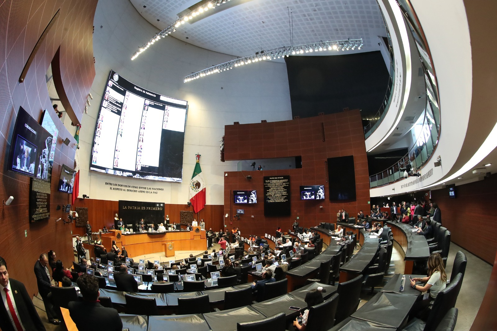 La Comisión Permanente recibió informe sobre el estado que guarda el proceso de revisión del T-MEC