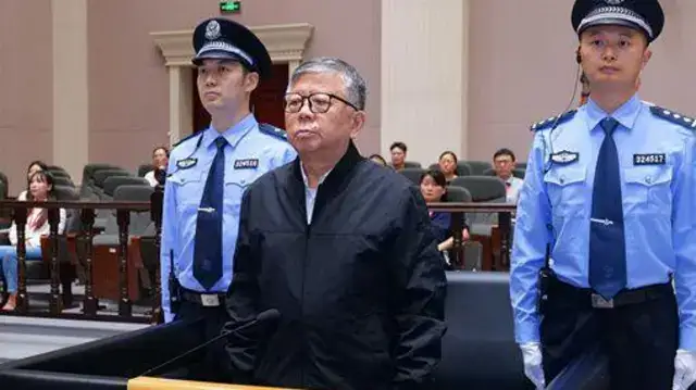 Funcionario chino fue condenado a muert3 por aceptar sobornos por unos 325 millones de dólares