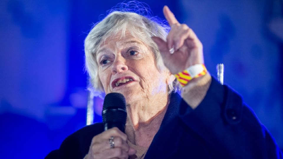 Detienen a un sospechoso de 28 años por el as*sinato esta semana de una exdiputada de Reino Unido