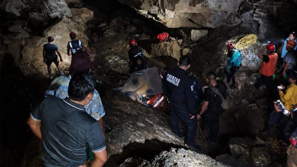 Localizan a última víctima en Cuetzalan, pero continúan trabajos de rescate para la extracción de los cuerpos