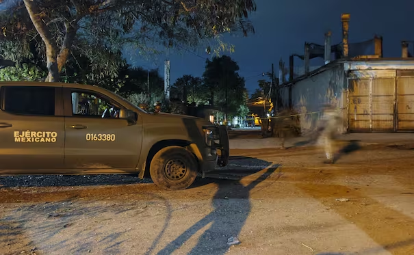 Ases*nan a dos mujeres dentro de sus viviendas; investigan ambos ataques como feminicidios en Sinaloa