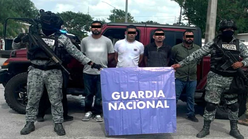 Caen cuatro sujetos en Matamoros, Tamaulipas, con armas, equipo táctico y dosis de m*rihuana